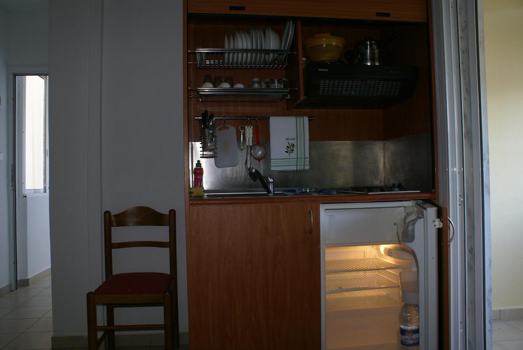 Studios Costa Porto Koufo Exterior foto